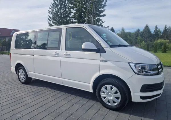 samochody osobowe Volkswagen Caravelle cena 59900 przebieg: 330000, rok produkcji 2016 z Bodzentyn